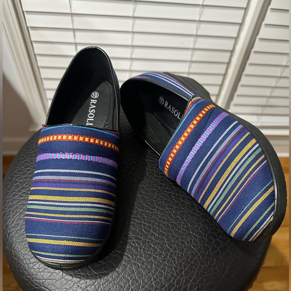Beautiful Rasolli Women’s Vibrant Striped Clogs! Size 10 🥳 Best Offer Accepted!